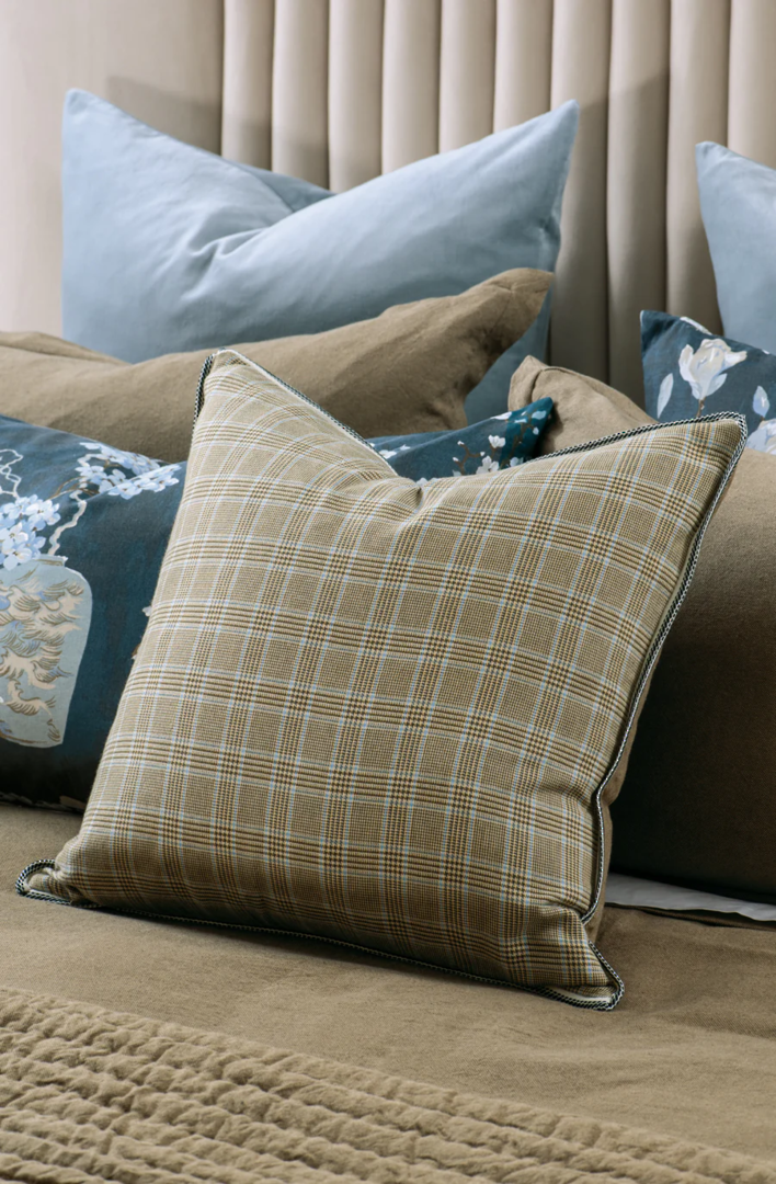 Bianca Lorenne - Appetto Hazel Coverlet (Cushion Sold Separately) image 2